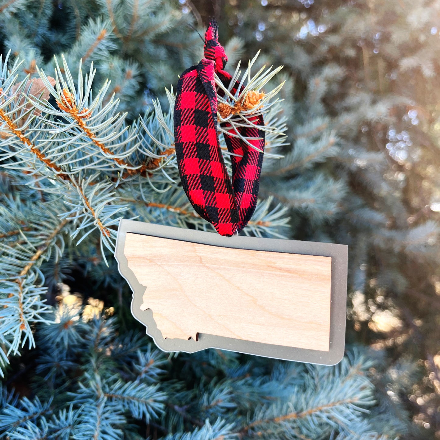 MONTANA ORNAMENT