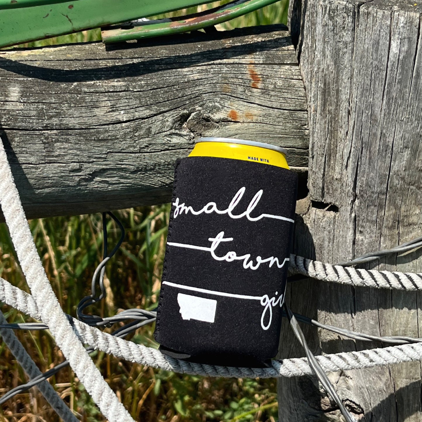 BLACK & WHITE MONTANA KOOZIES