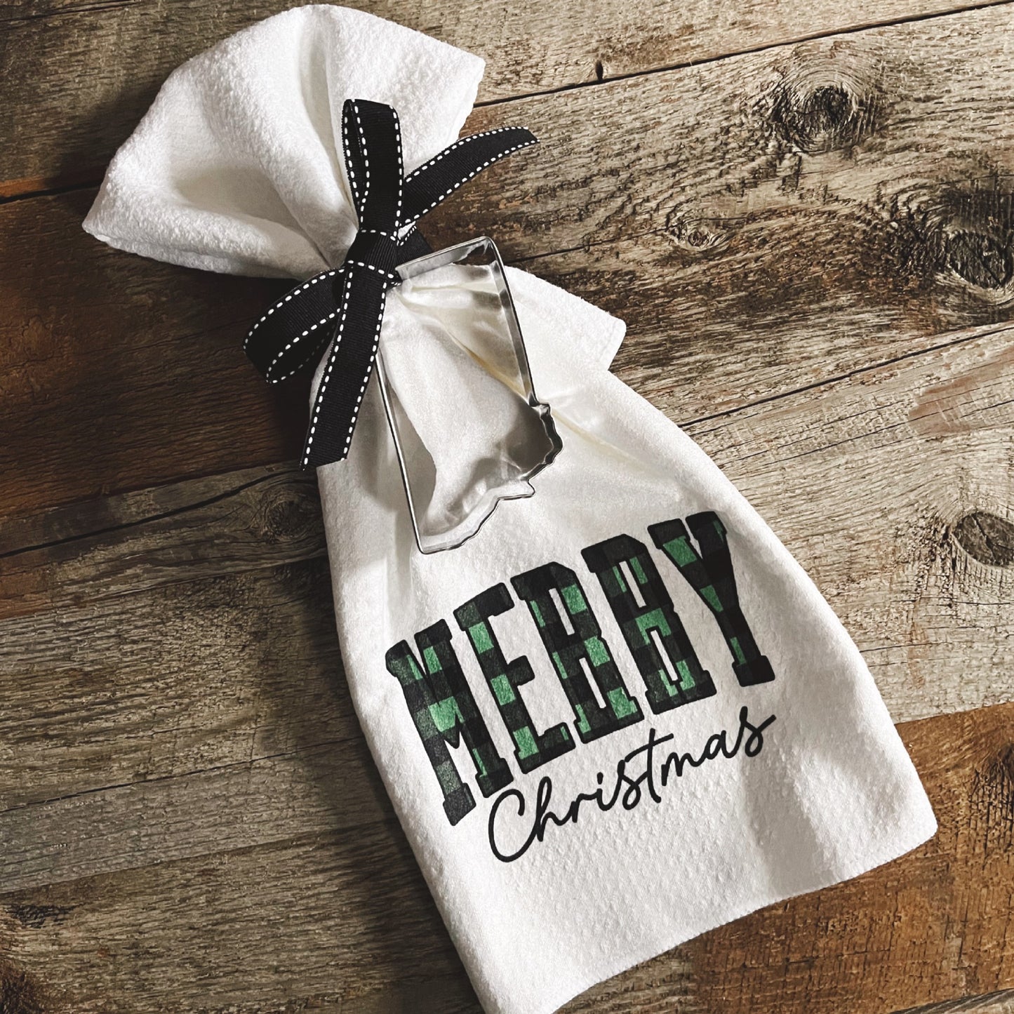 MONTANA CHRISTMAS COOKIE CUTTER/TEA TOWEL