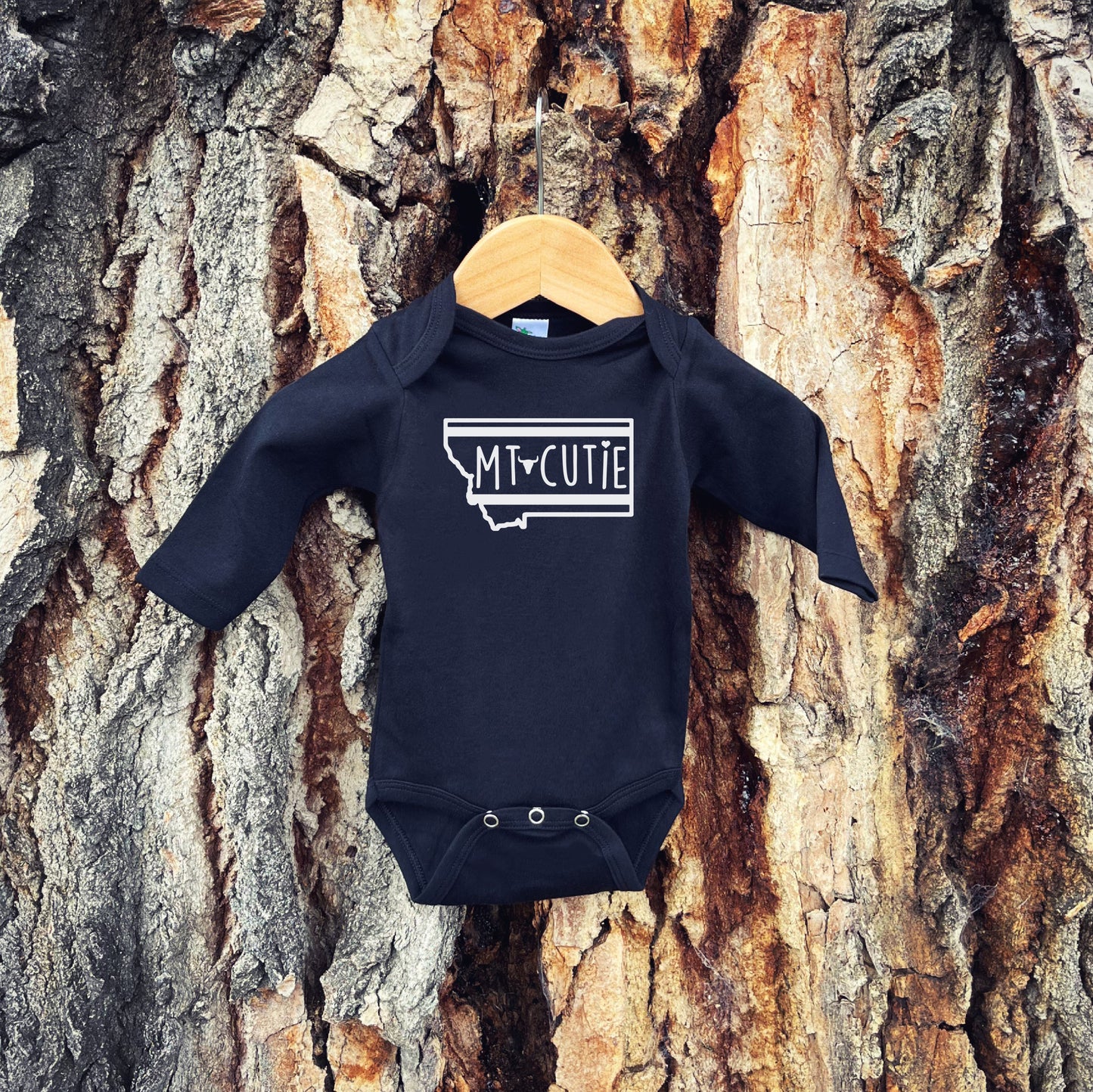 MT CUTIE LONG SLEEVE ONESIE -BLACK