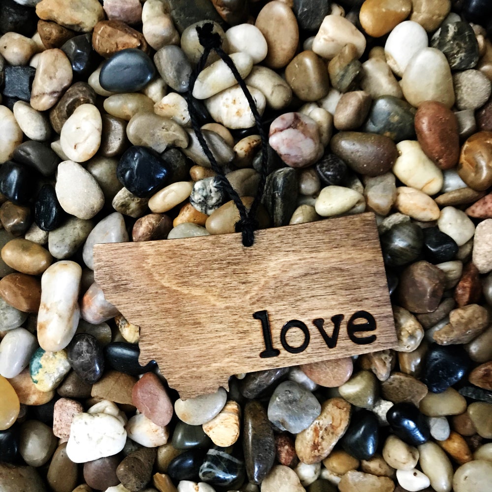 MONTANA LOVE ORNAMENT -4 COLORS