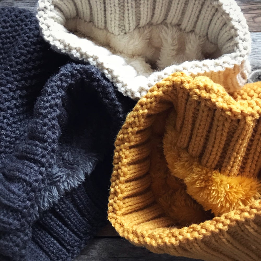 CLOSEOUT! MT LINED POM BEANIE