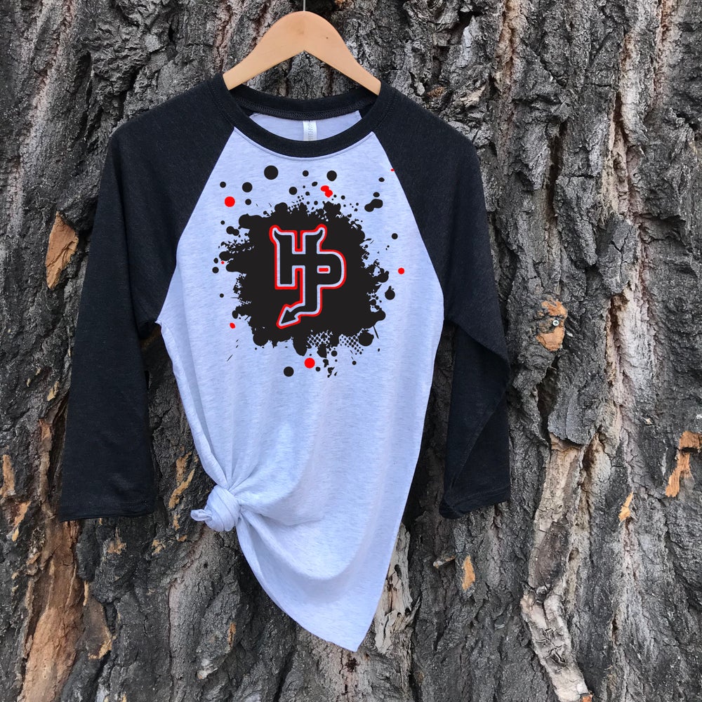 ADULT HUNTLEY PROJECT SPLATTER RAGLAN