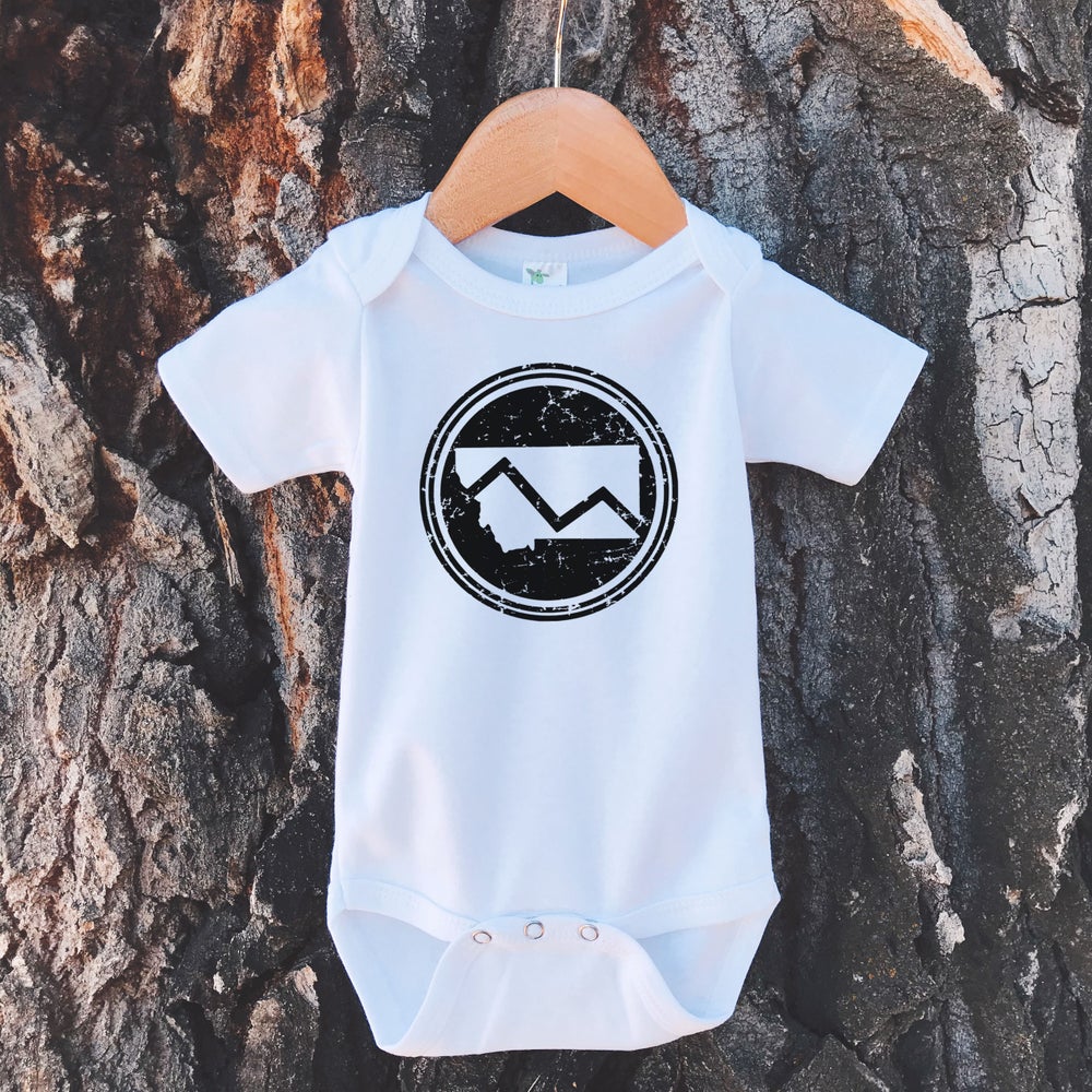 MONTANA MOUNTAIN ONESIE -WHITE