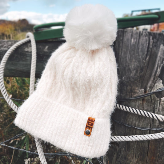 MONTANA HEART CABLE KNIT BEANIE