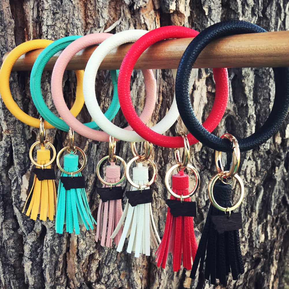 CLOSEOUT! WOODEN MT CHARM BANGLE KEY RING