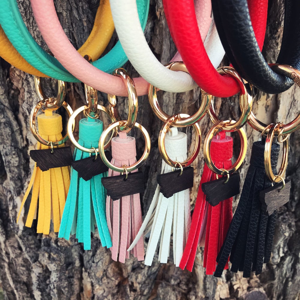 CLOSEOUT! WOODEN MT CHARM BANGLE KEY RING